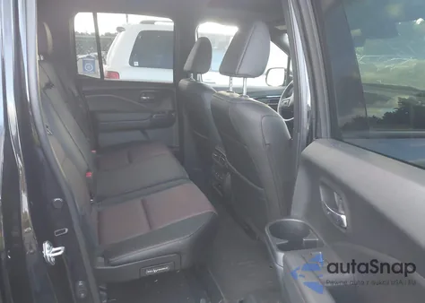 2025 Honda Ridgeline Black Edition z USA, uszkodzony, nr VIN 5FPYK3F84SB040055